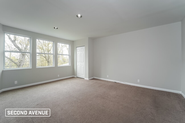 Photo - 1800 St Patrick St