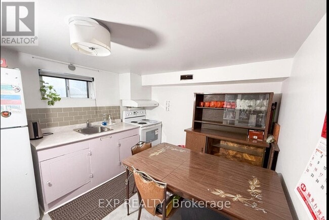 Photo - 500 Drewry Ave