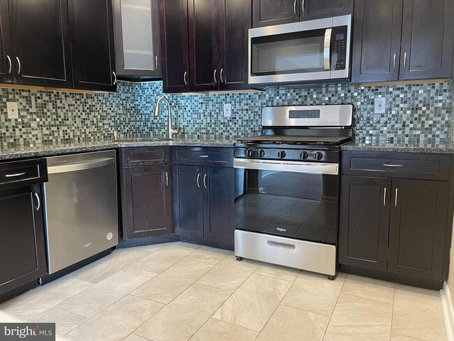 Photo - 81 Willow Ct