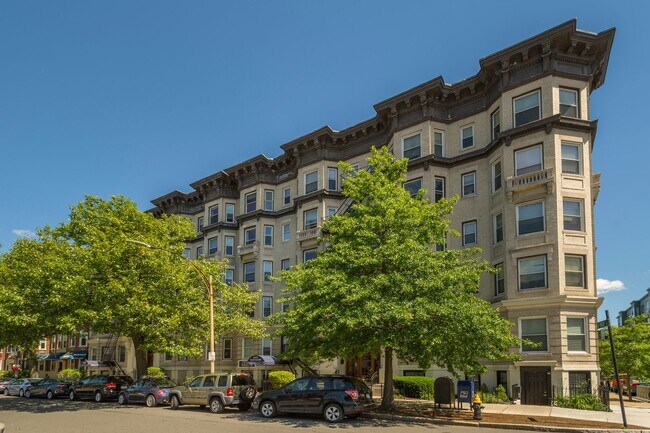 Photo - 1296 Commonwealth Ave