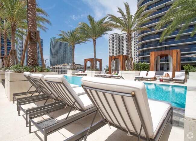 Building Photo - 801 S Miami Ave Unit 5409 Rental