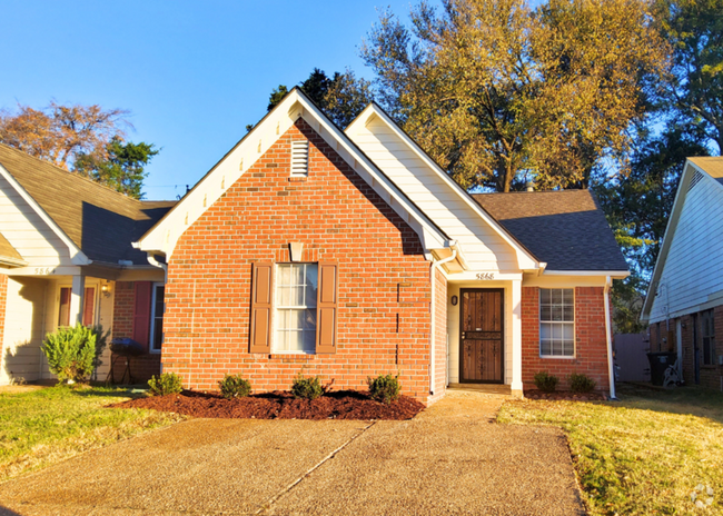 Building Photo - 5868 Ashridge Pl Rental