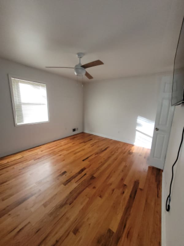 Photo - 4 Whitehall Dr