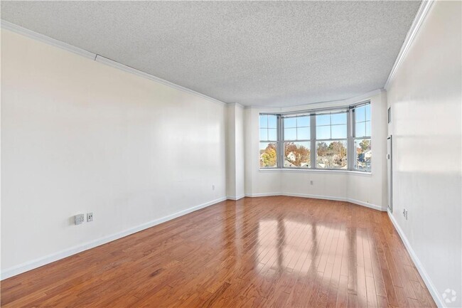 Building Photo - 300 Mamaroneck Ave Unit 514 Rental