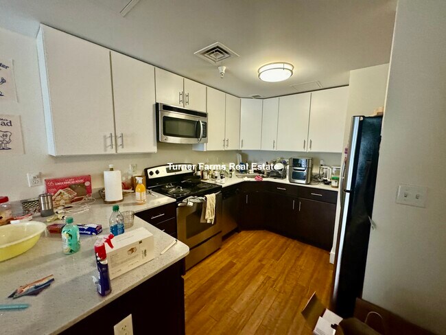Photo - 10 Winter St Apartments Unit 8 winter st  1005