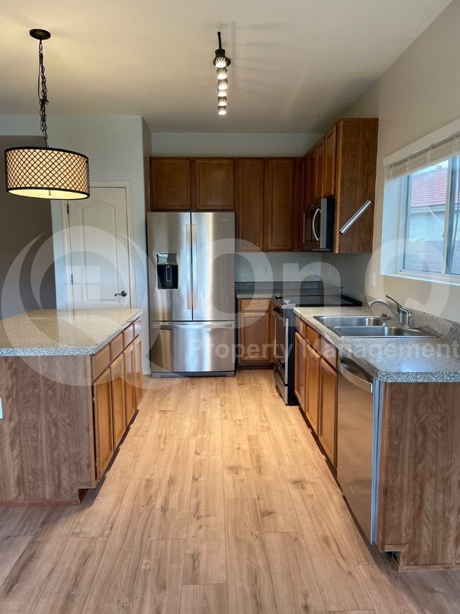 Photo - 10486 E Marquette St