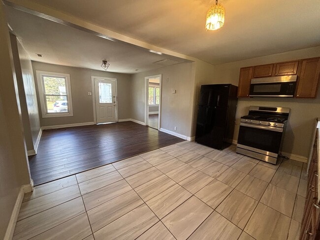 Photo - 716 Wilson Rd