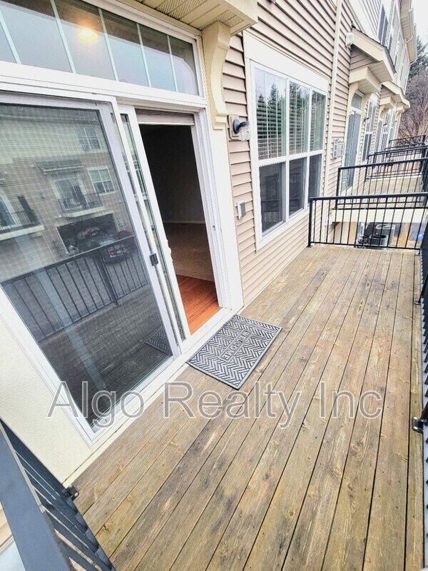 Photo - 8395 Norwood Ln N