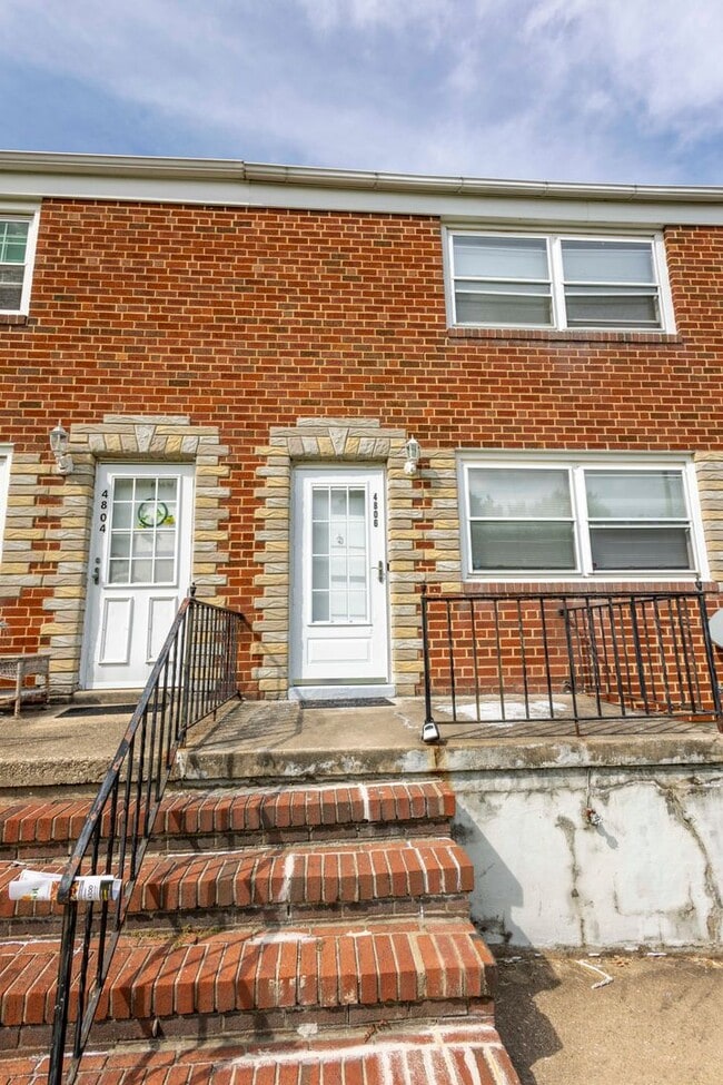 Photo - 4806 Sipple Ave Unit 1