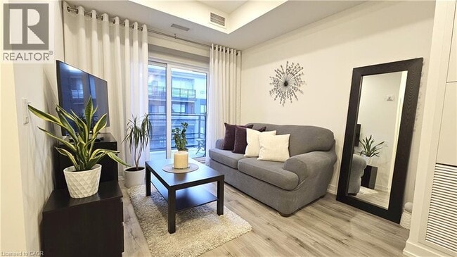 Photo - 247 Northfield Dr E Unité 507