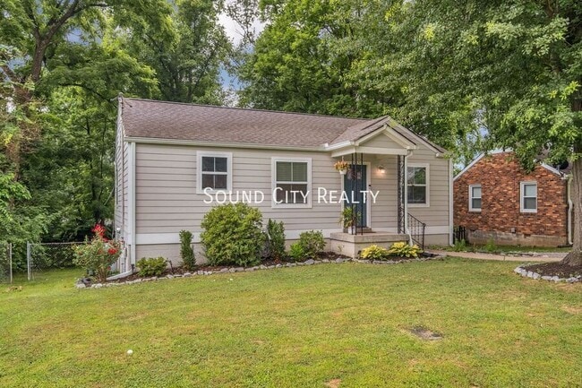 Building Photo - 2929 Emery Dr