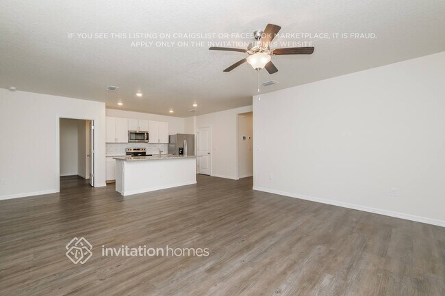 7711 Harbor Moor Dr