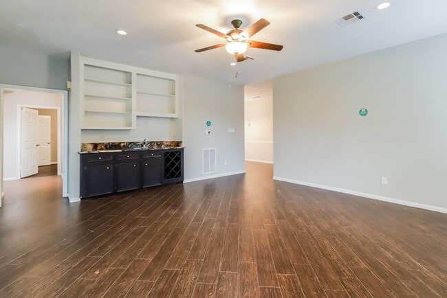 Photo - 3910 Cedar Valley Dr