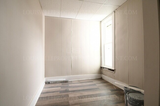 Photo - 715 N 33rd St