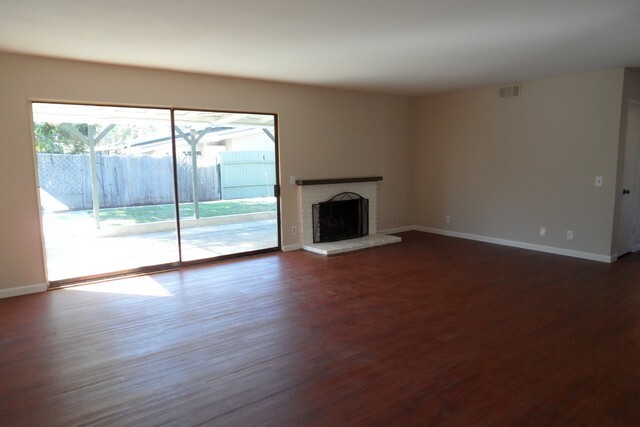 Spacious 6 Bedroom, 3 Bathroom, Single Fam... - Spacious 6 Bedroom, 3 Bathroom, Single Fam... Casa
