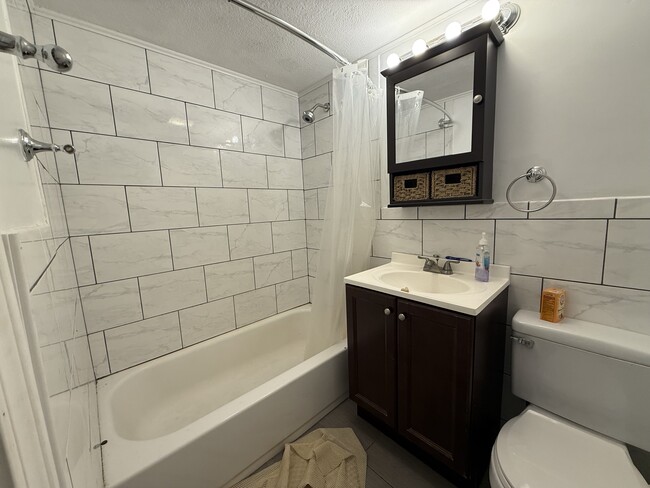 Photo - 482 Commonwealth Ave Unit B1