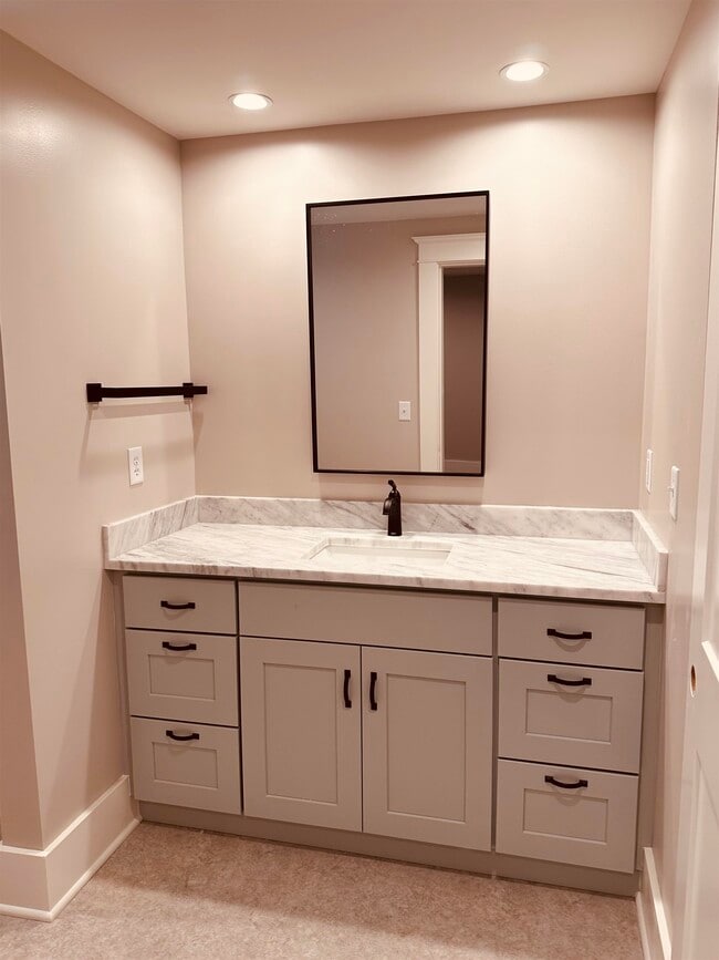 Photo - 30 High St Unidad 3