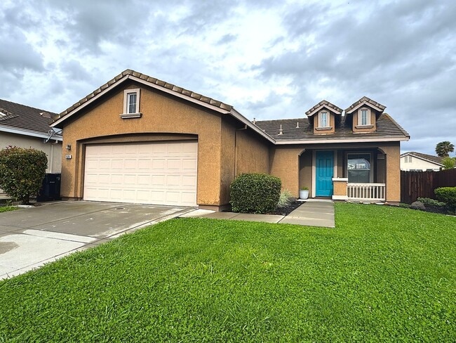 Photo - NOW AVAILABLE- COZY 3 BED, 2 BATH, 2 CAR GARAGE IN A QUIET NEIGHBORHOOD, NORTH NATOMAS