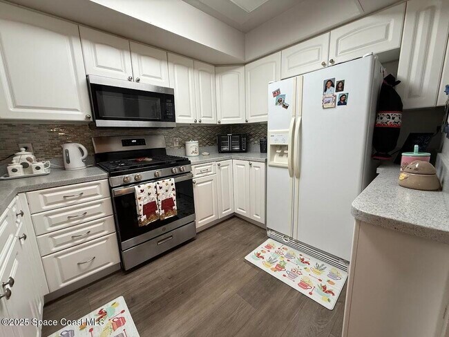 Photo - 340 Lofts Dr