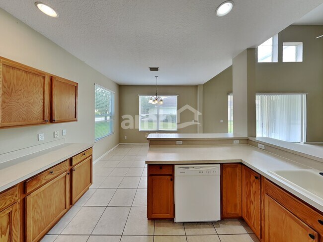 Photo - 6101 41st St E House