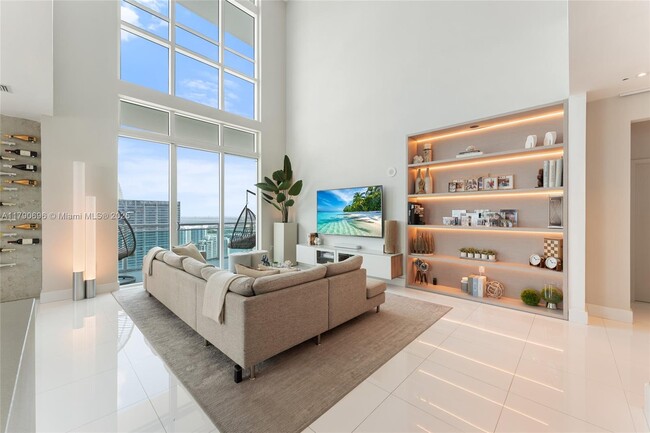 Photo - 950 Brickell Bay Dr Condo Unit 5504