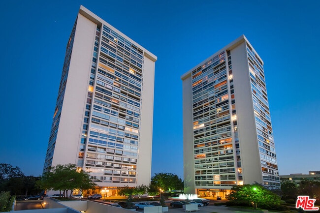 Building Photo - 2222 Ave of the Stars Unit 2503 Rental