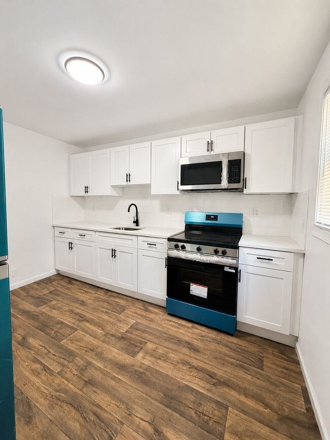 Photo - 2BR Home with Central AC, In-Unit Laundry & Pet-Friendly Living in Philadelphia