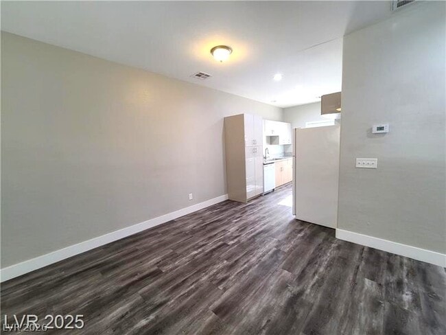 Photo - 1370 Ogallala St