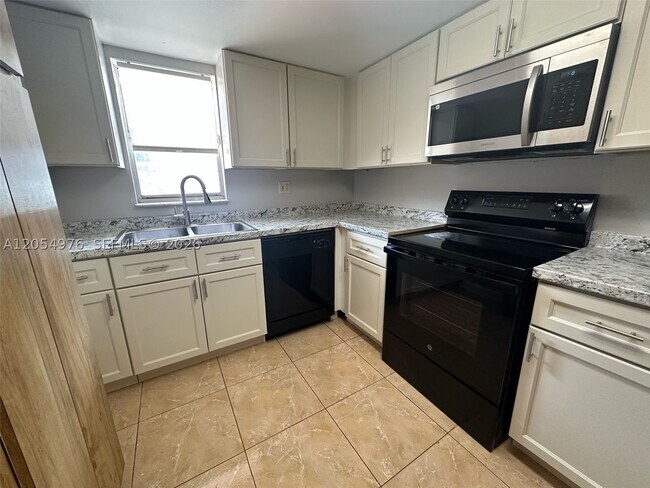Photo - 4159 SW 66th Ln Unit 120