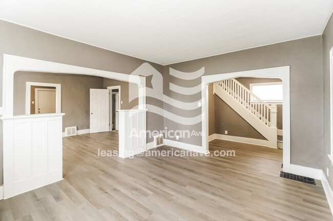 Photo - 831 S Walnut St