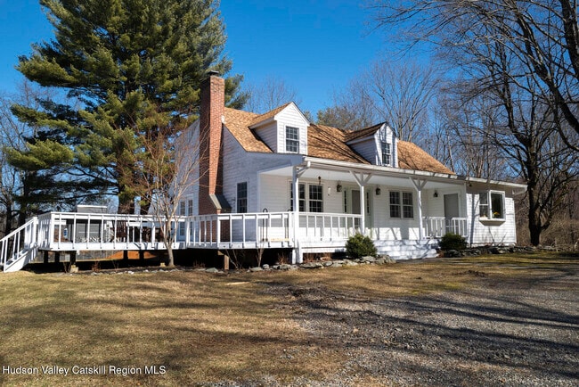 Photo - 4 Molland Dr