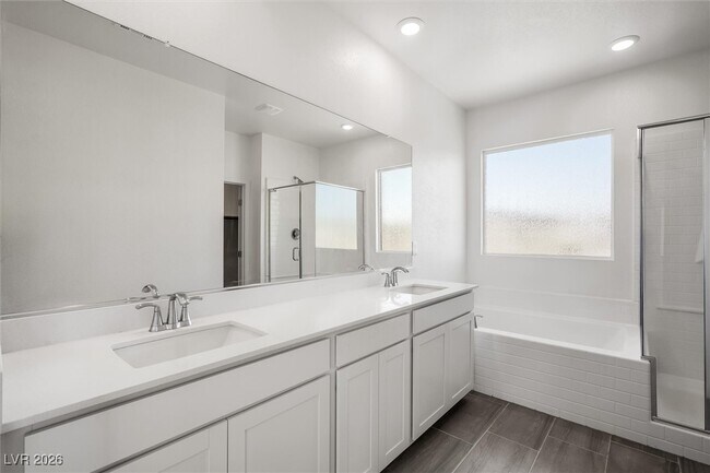 Building Photo - 8327 Aurora Rdg Ave