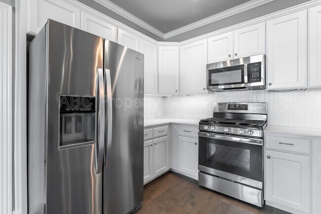 Photo - 1316 Fifth Avenue