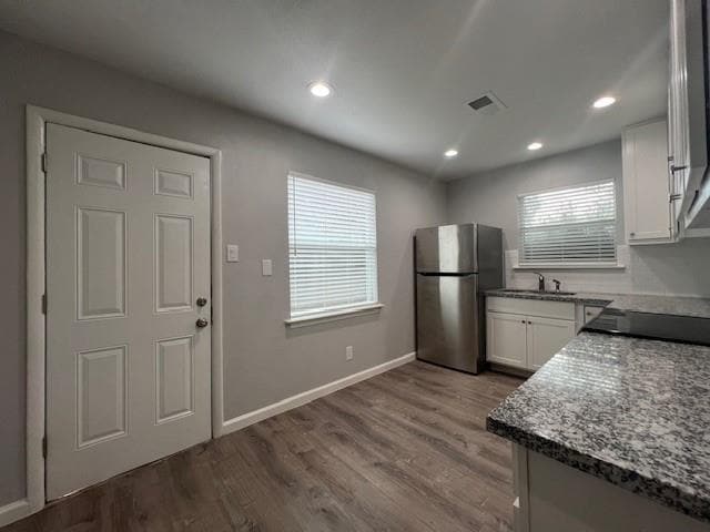 Photo - 304 N Oak St