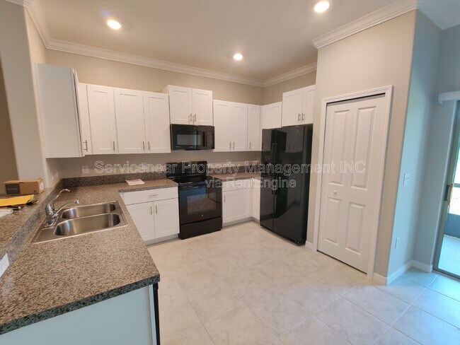 Photo - 1530 Cassius St
