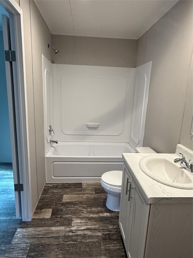 Photo - 2430 County Rd 318