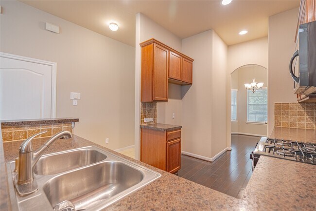 Photo - 28514 Lockeridge Springs Dr