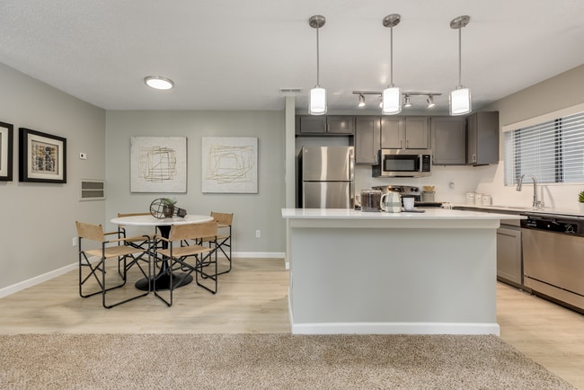 Photo - The Landon Apartments