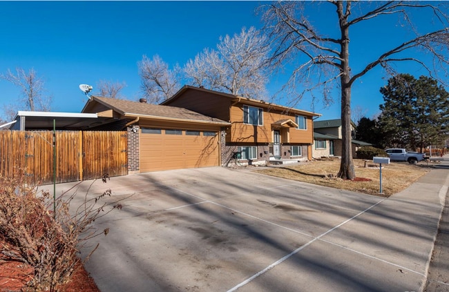 Photo - Updated 4 BD House in Sun Valley Estates!