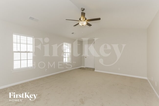 Photo - 5716 Henderson Oaks Dr