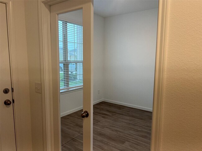 Photo - 21110 Turtle Gln Ln