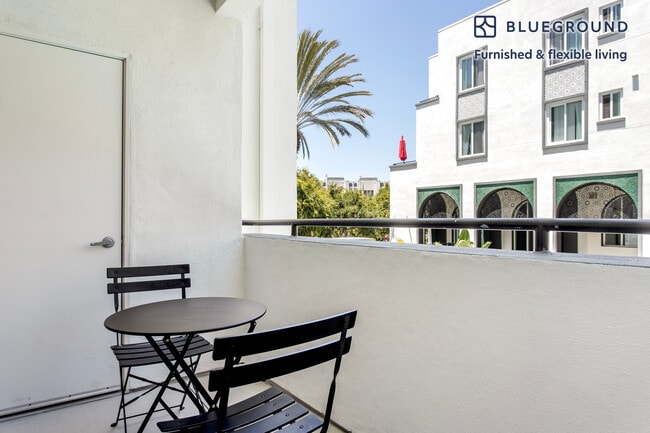 Photo - 5710 Crescent Park E Unidad FL2-ID1090