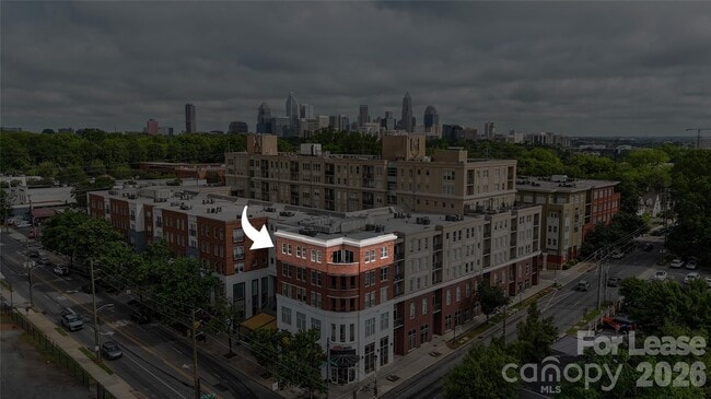 Building Photo - 1315 East Blvd Unit 530