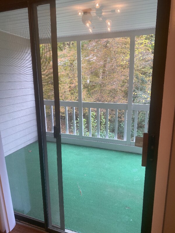 8324 Cricket Lake Dr Townhome Townhome Rental in Charlotte NC