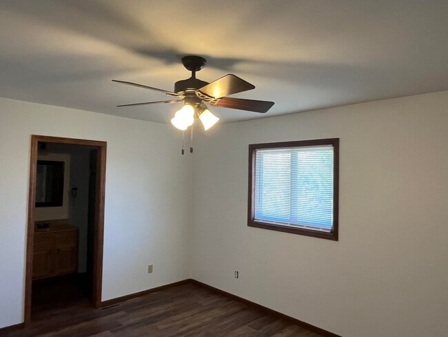 Photo - 407 Foxfire Dr