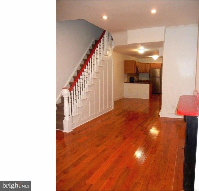 Photo - 2522 W Montgomery Ave Townhome