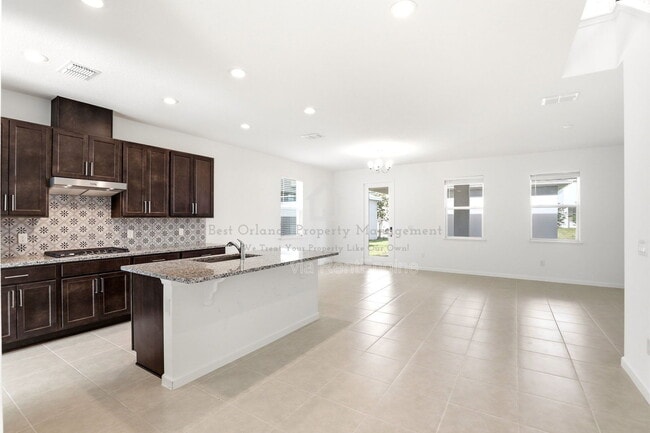 Photo - 2512 Cedar Rose St