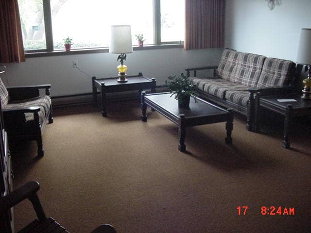 Photo - Hillcrest Manor Apartments