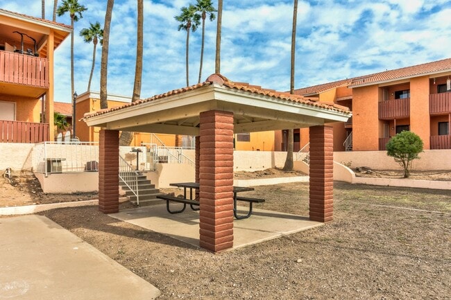 Photo - Citrus Highland Apartments