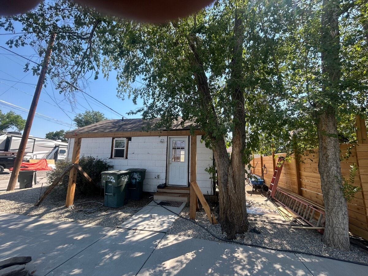 Photo - 618 N 2nd St